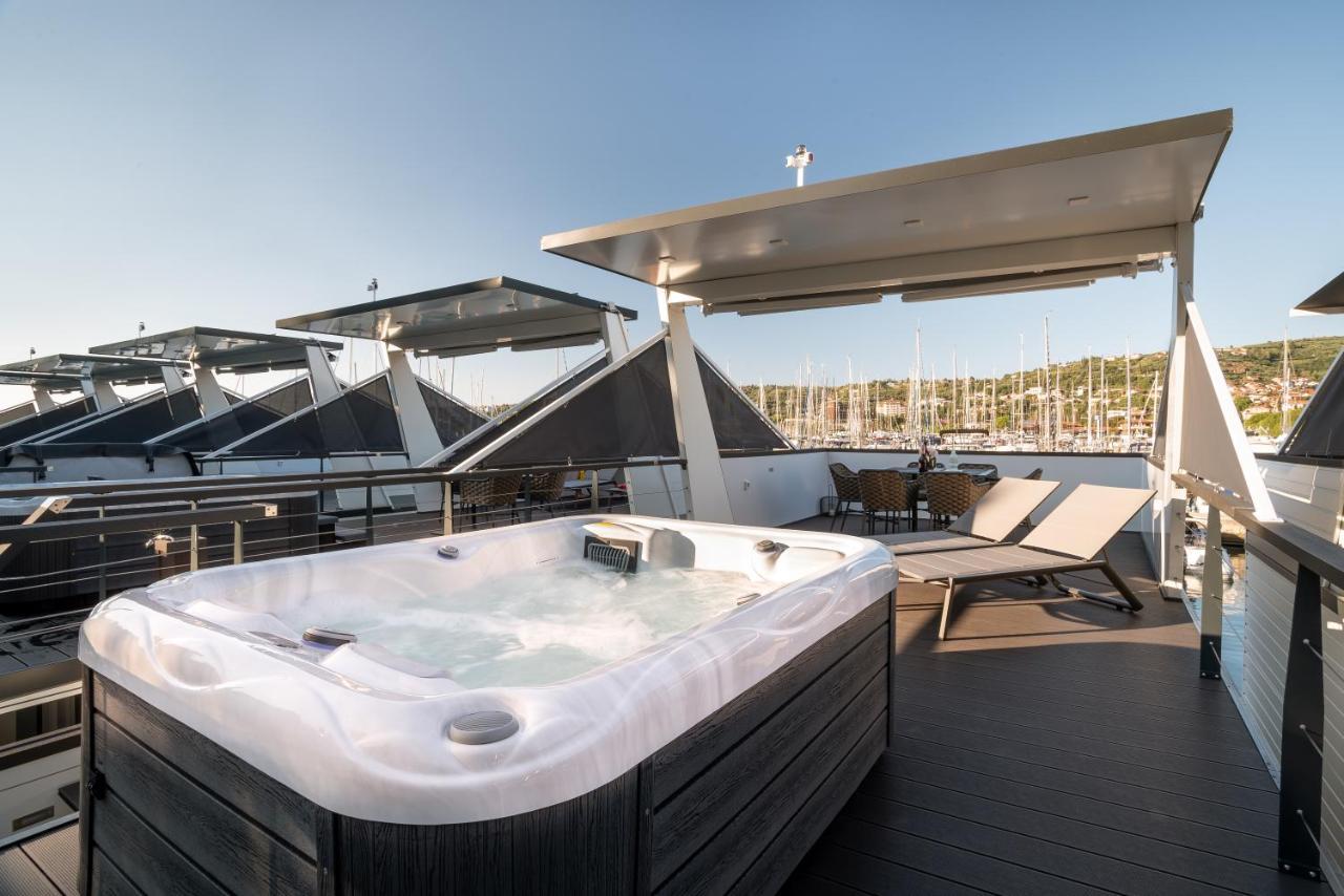 The Sea Lodges Portoroz - Bootshaus Floating Sea House エクステリア 写真